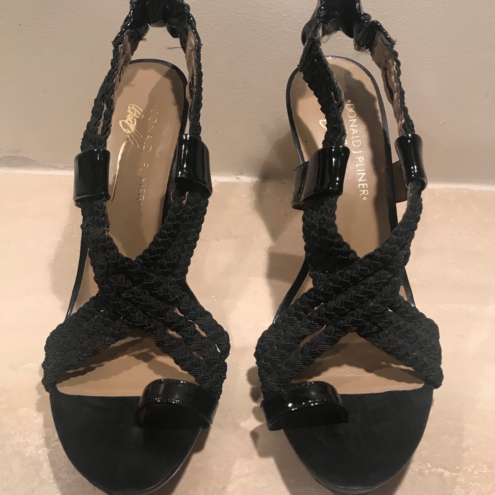 Donald J. Pliner heels